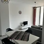 Seaview Apartment